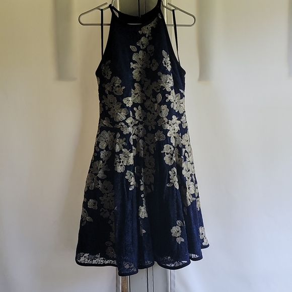 Dresses & Skirts - Evening dress